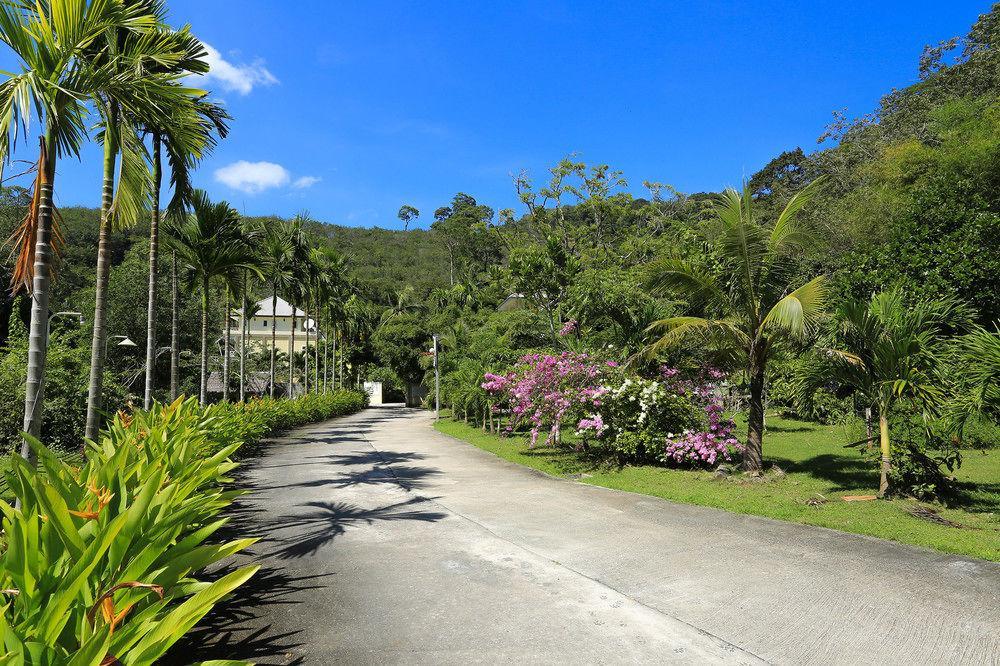 Naka Resort Kamala Beach Buitenkant foto