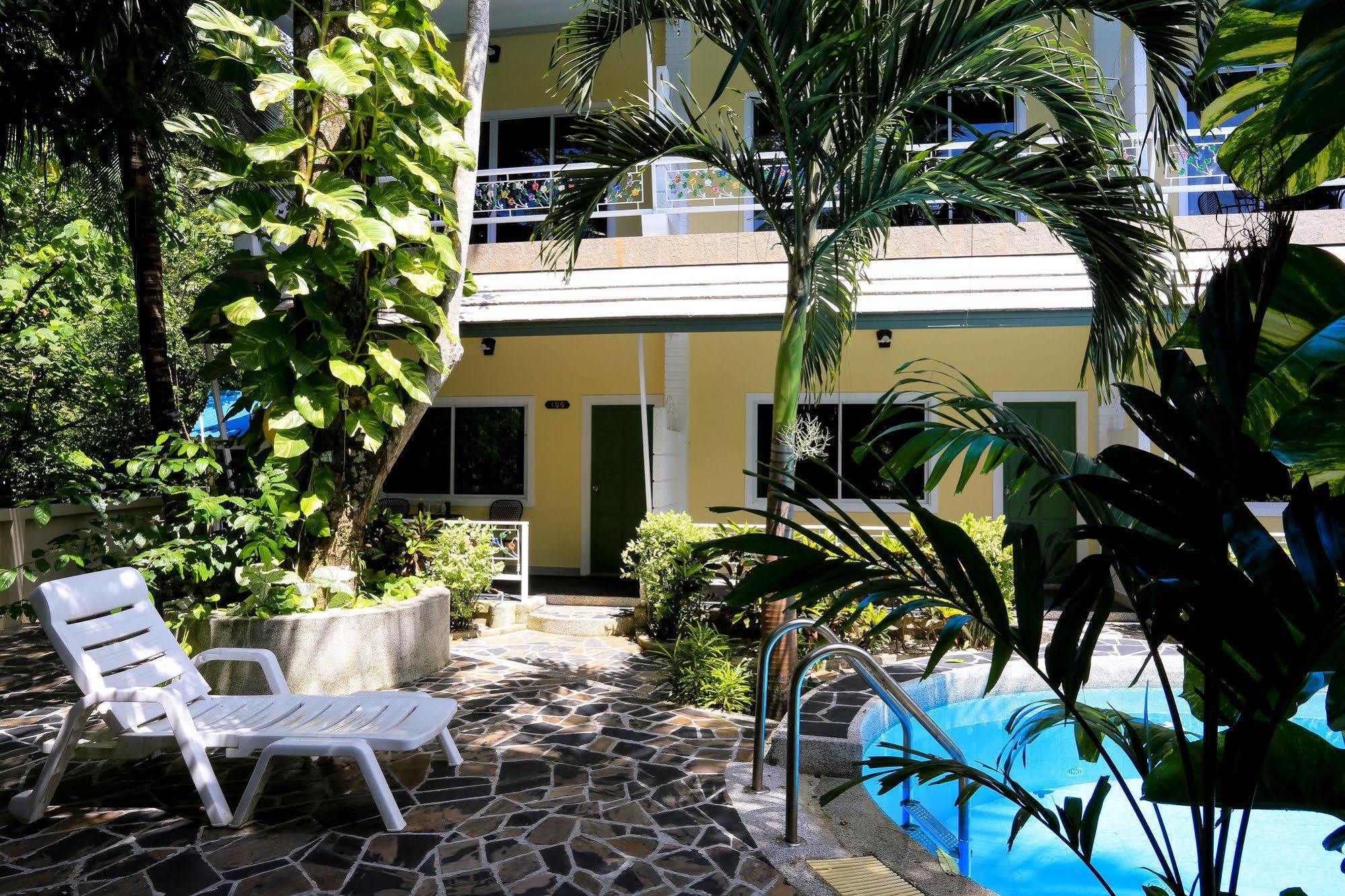 Naka Resort Kamala Beach Buitenkant foto